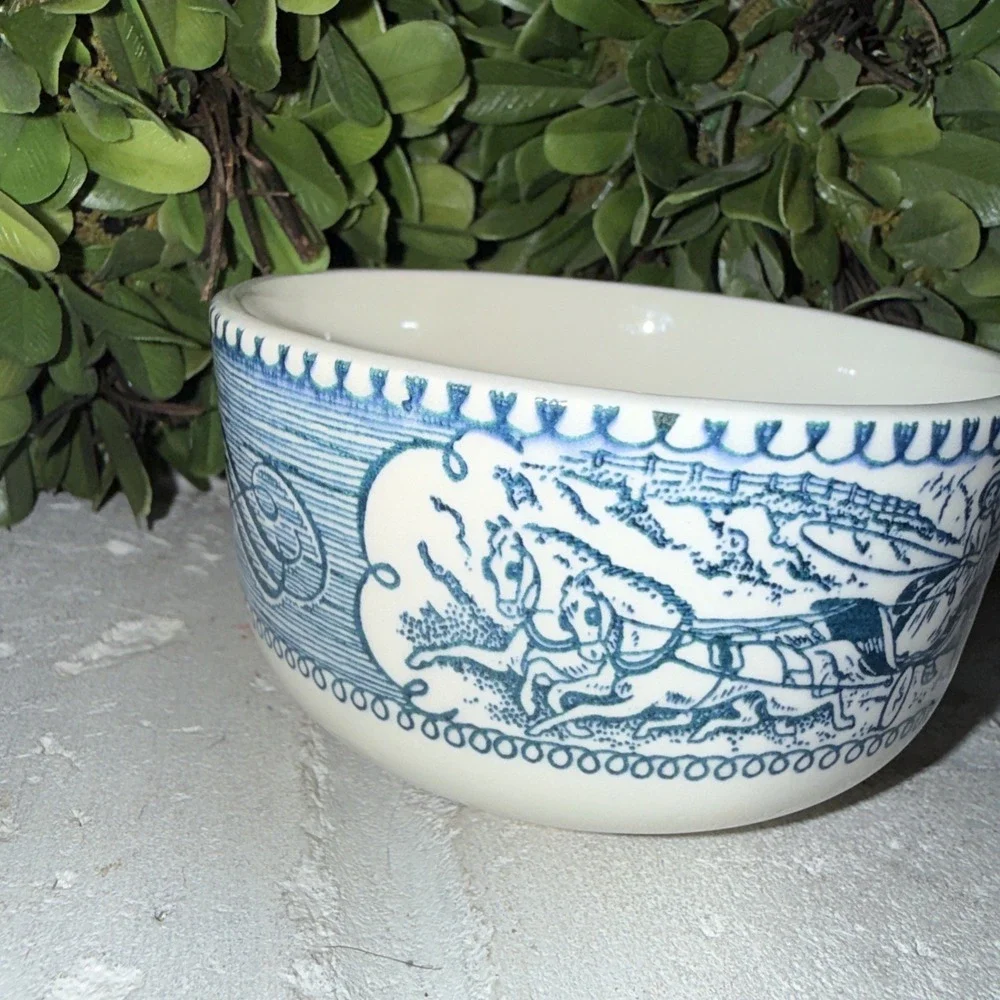 Currier & Ives Royal Vintage Blue Coffee Tea Cup Horse and Carriage Made‎ in USA